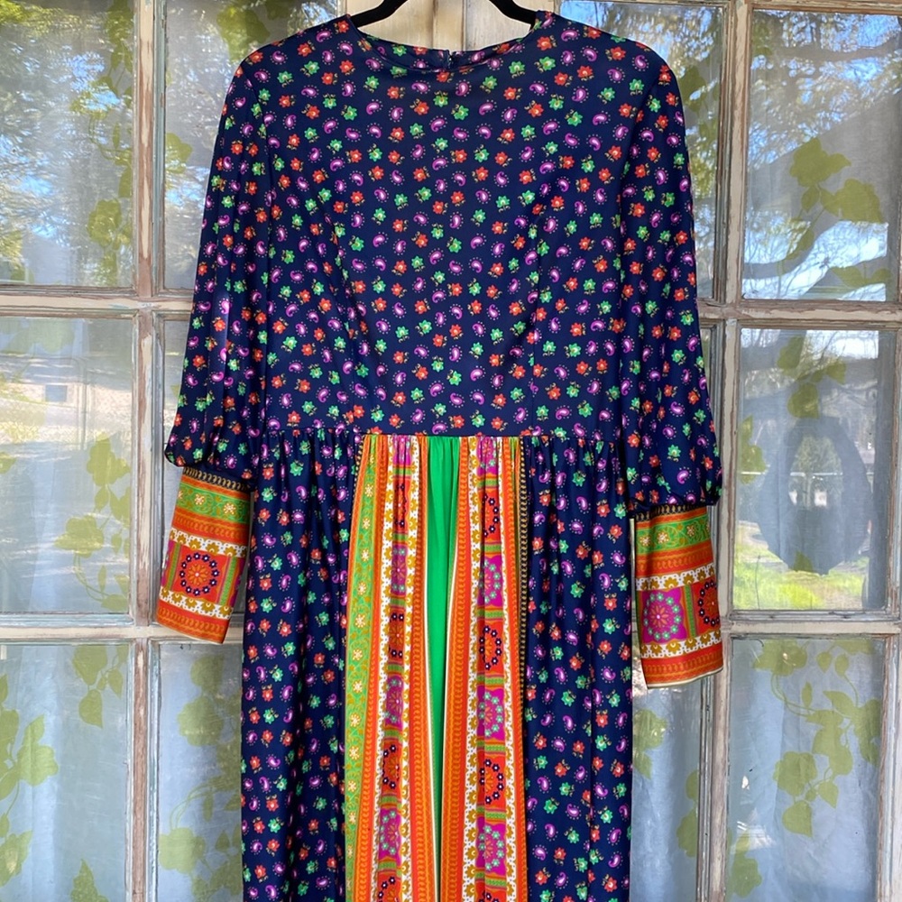 Vintage 1970’s Maxi Dress